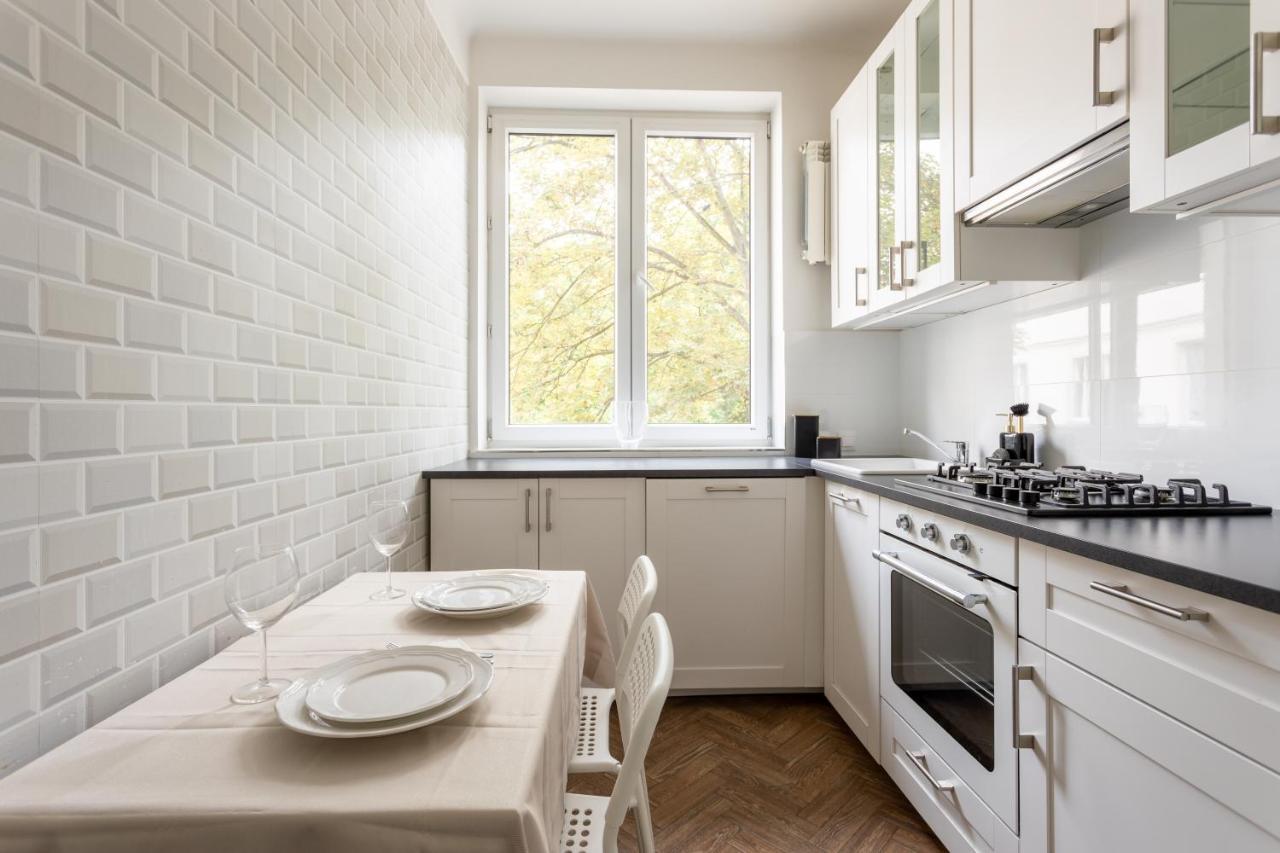 Golden Apartments Warsaw- 3 Separate Rooms - Best Location&Nowy Swiat Exterior photo